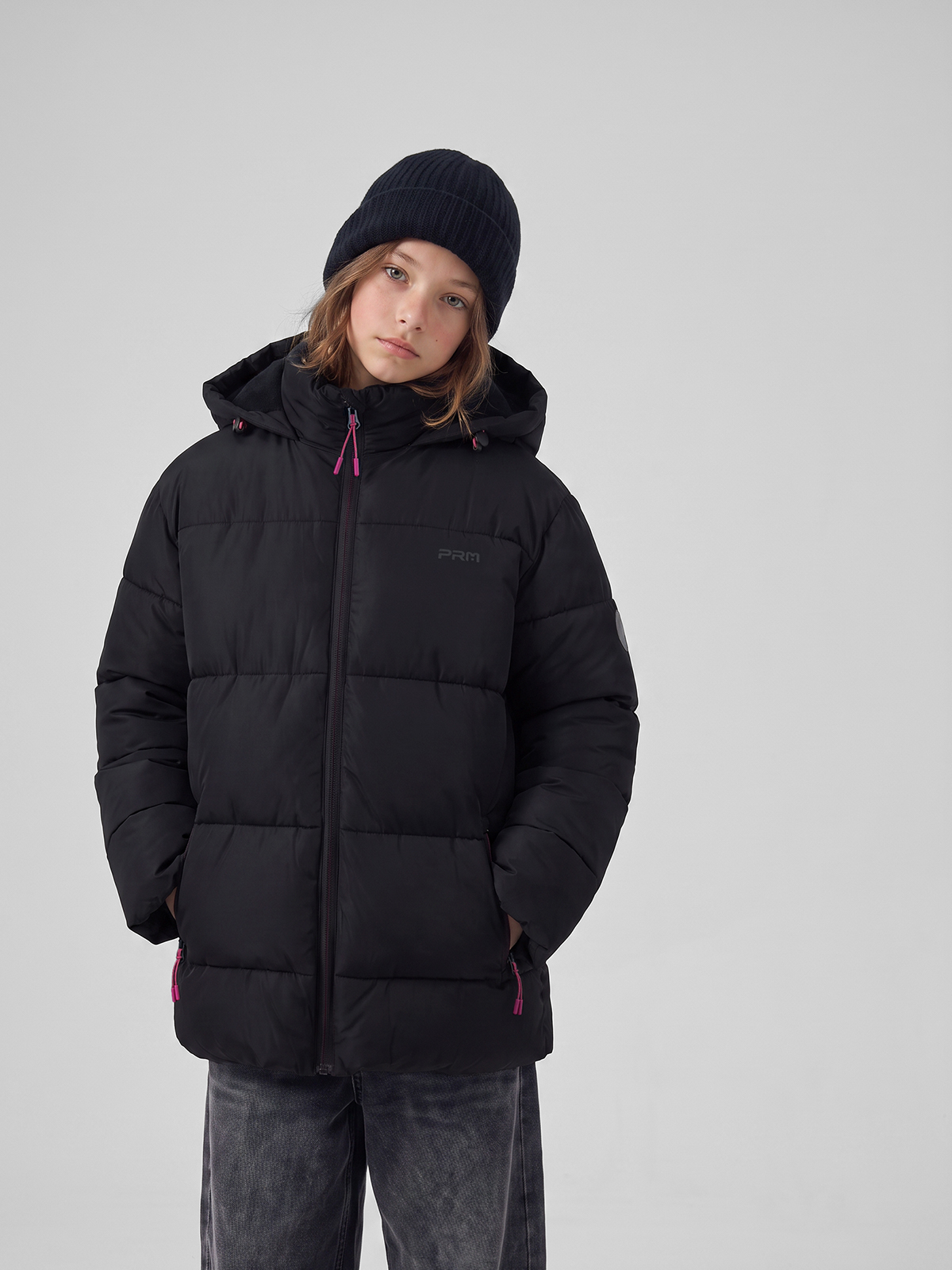 wp614229black_sayt_1 Укороченный зимний пуховик — изображение 1